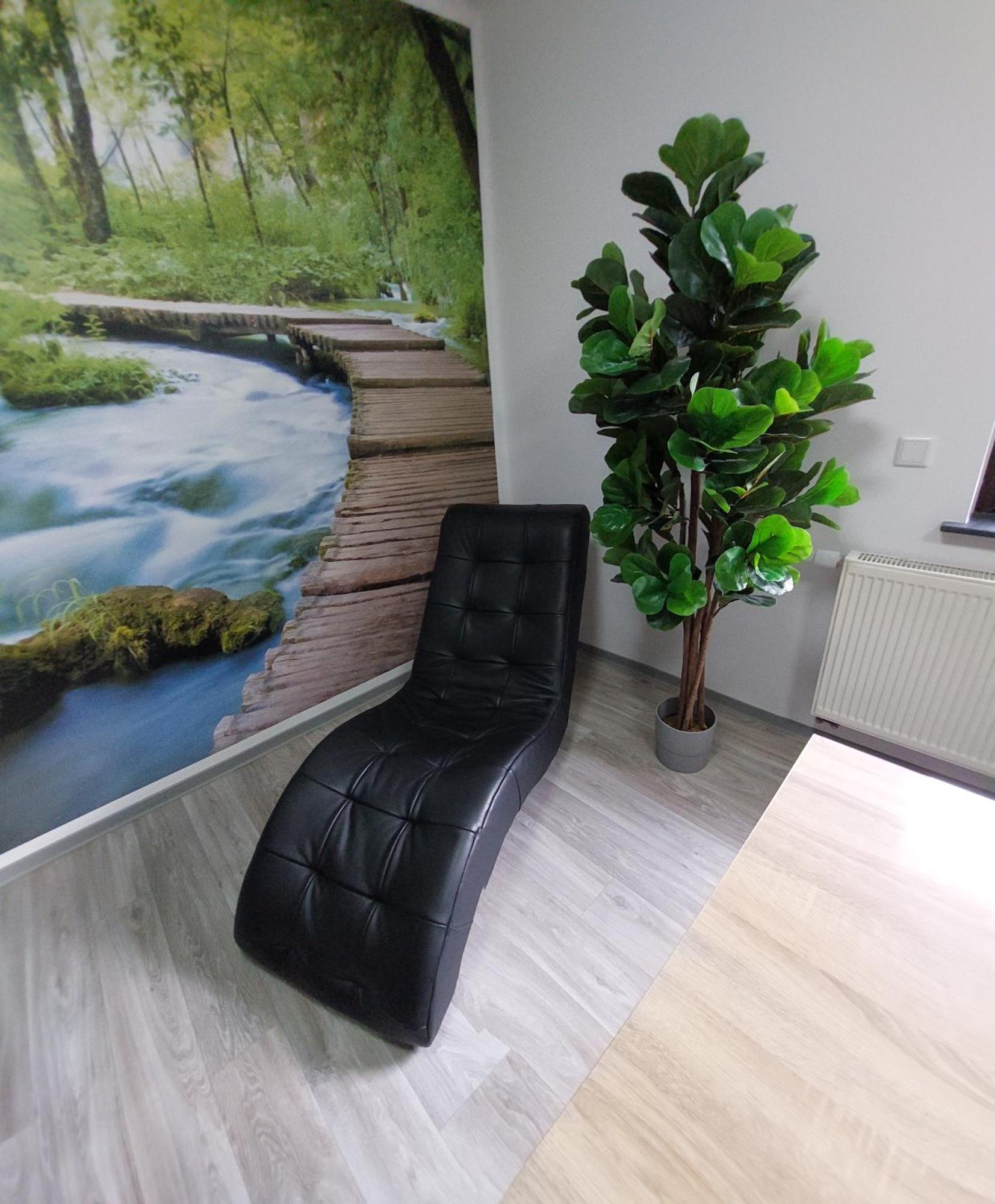 Ganze Ferienwohnung 5 Km Von Erfurt, Mit Kaffeevollautomat, Tv, Wlan, Boxspringbett, Schlafsofa Und Einkaufsmoeglichkeiten, Sehr Gute Anbindung Zur A71 Und A4, Kostenloser Oeff Parkplatz Fuer Pkw Und Transporter Elxleben Ngoại thất bức ảnh